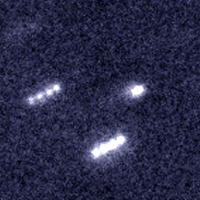 File:Comet-elenin.jpg