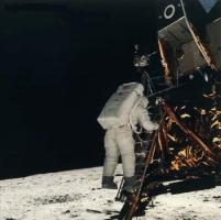 File:Aldrin Apollo 11.jpg